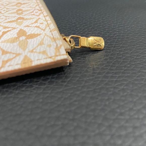 Louis Vuitton w/ COA Giant Monogram Resort Canvas Felicie Zippered Insert Pouch - Picture 4 of 8